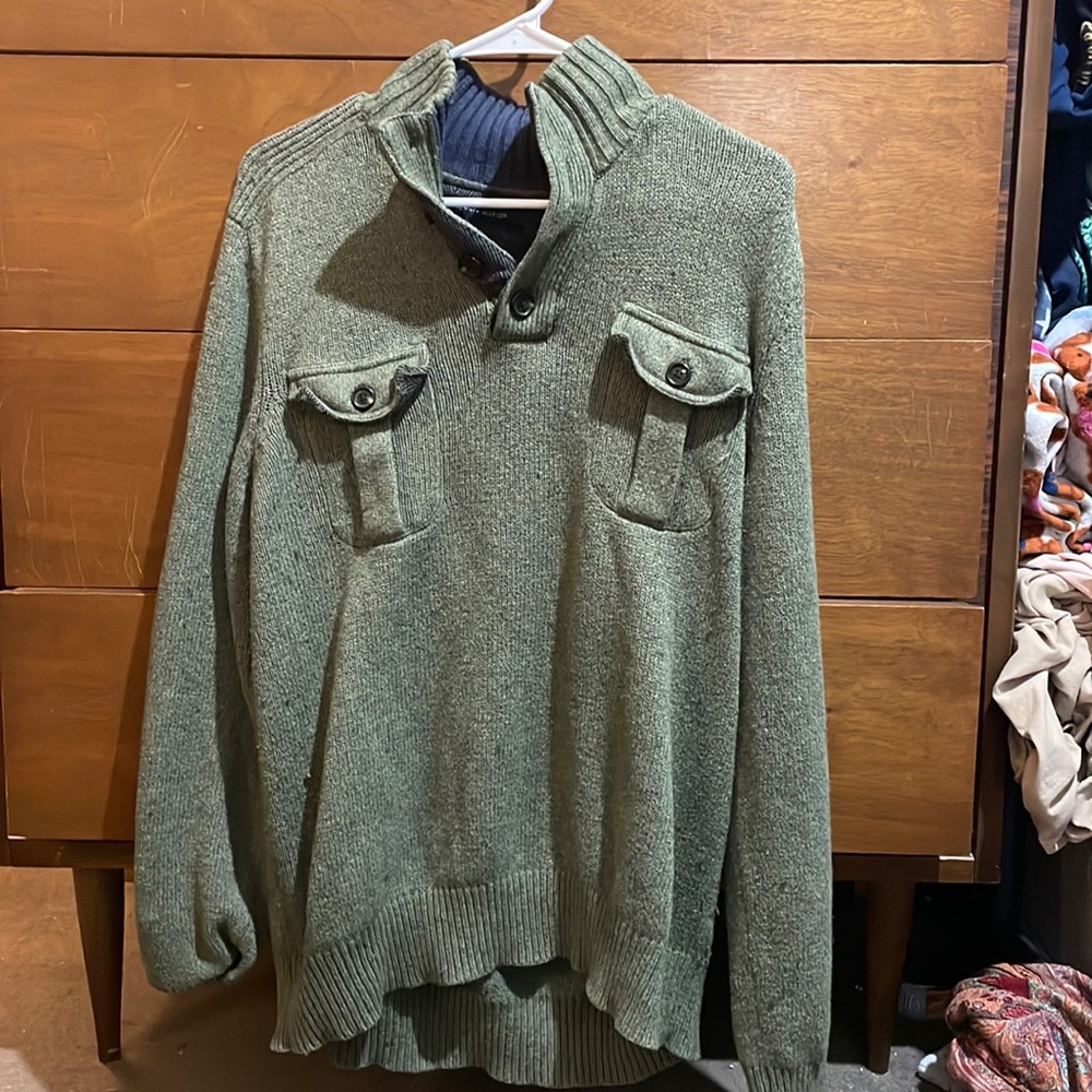 Green Tommy Hilfiger sweater